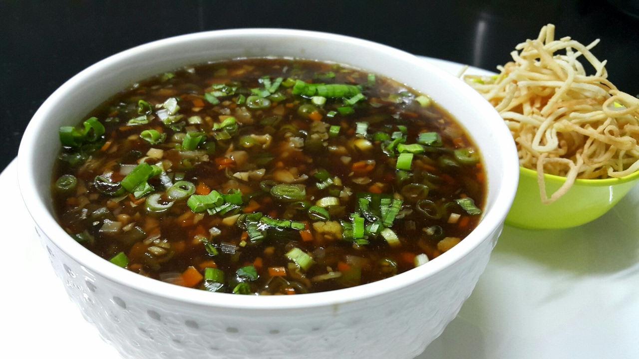 Can you this soup. Manchow Soup. Китайский суп манчоу. Чан с супом. Manchow Chicken.